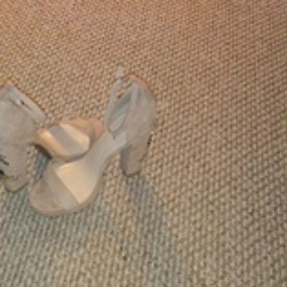 Nude platform sandals - Picture 1 of 5